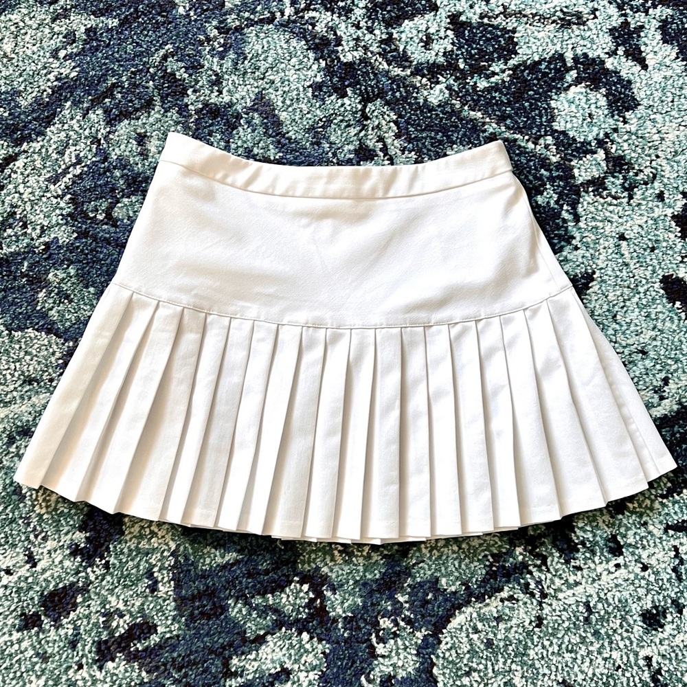White skater skirt